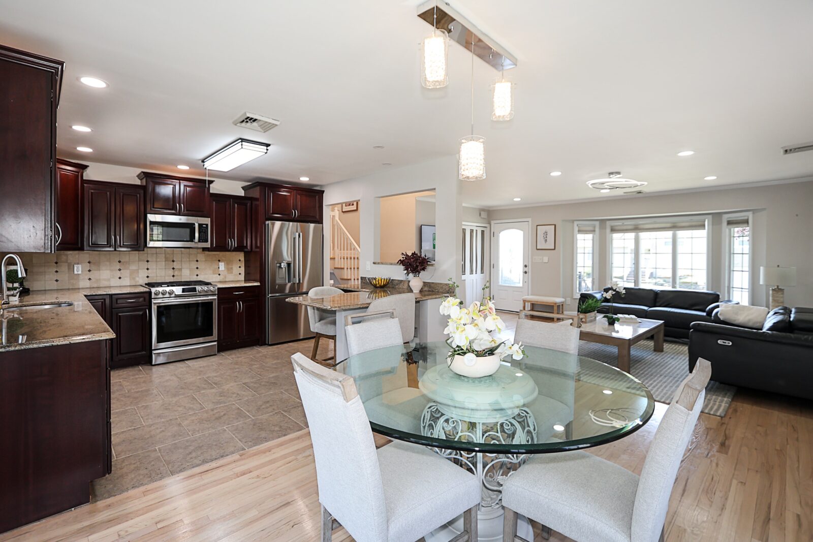 12 Barnum Ave, Plainview 14-min