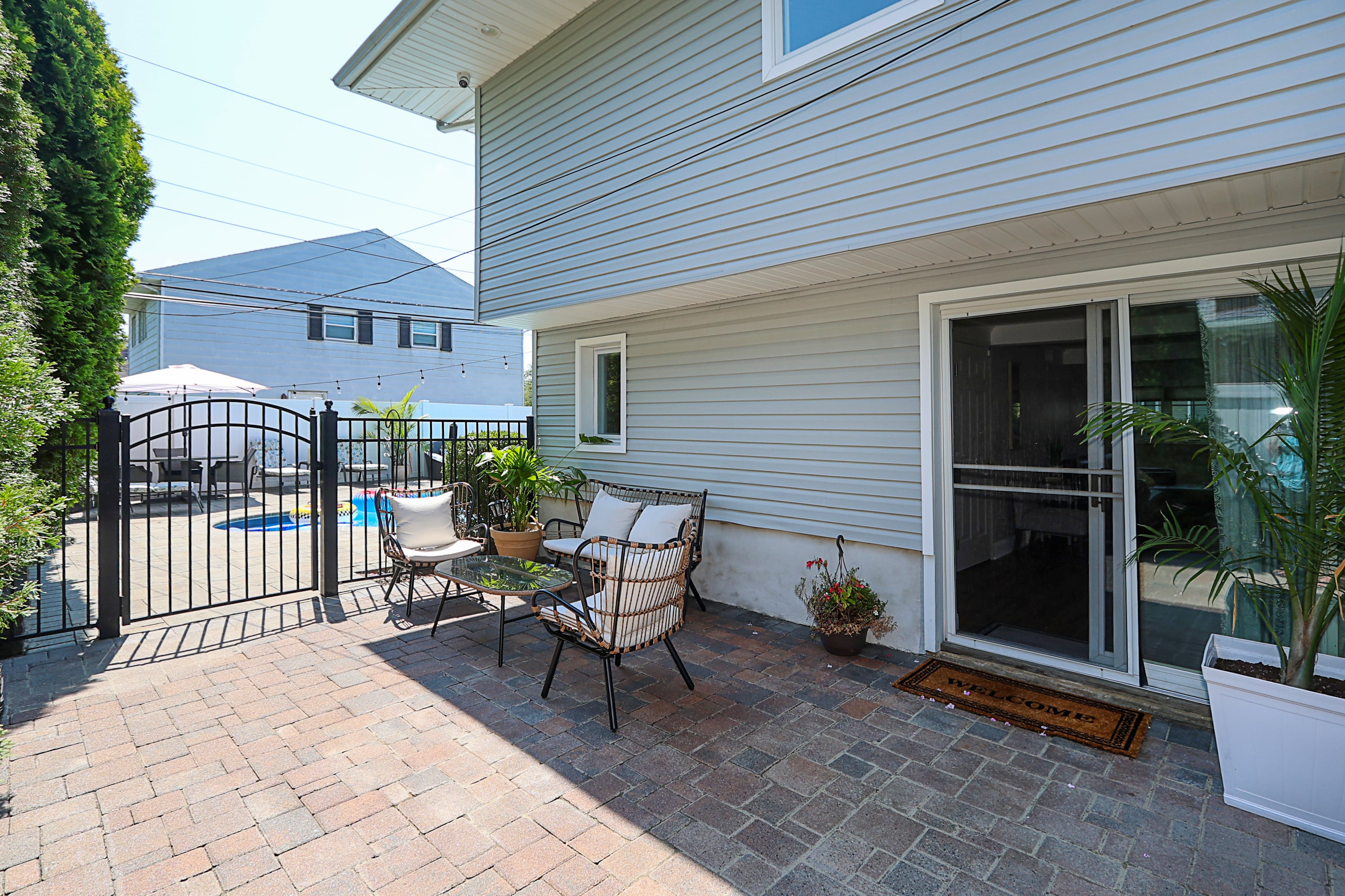12 Barnum Ave, Plainview 37-min