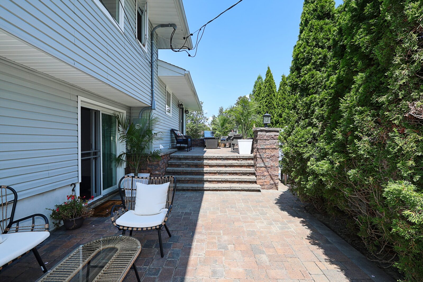 12 Barnum Ave, Plainview 38-min